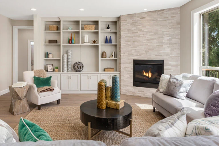 How to Stage Your Home for a Quick Sale, staged living room for sale